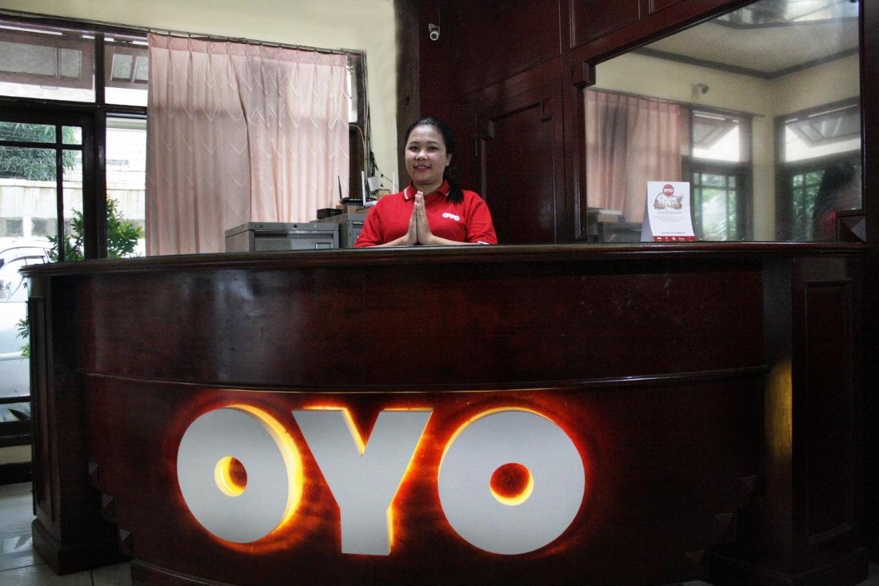Vaccinated Staff - Oyo 181 Wisma Bintang จาการ์ตา ภายนอก รูปภาพ